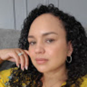 Meet your Posher, Andrea l. lugo
